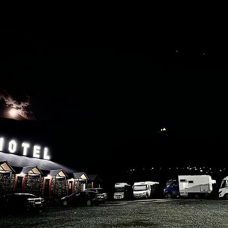 Hotel Pavilion Garden คัซเบกี ภายนอก รูปภาพ